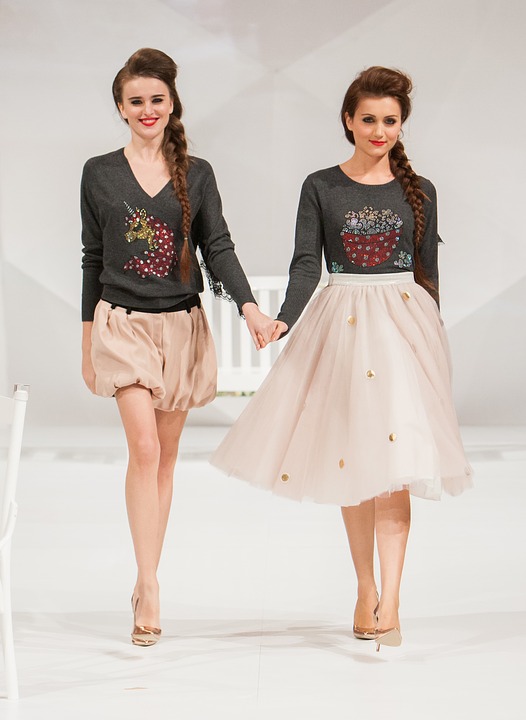 2 ramp model girls on a runaway